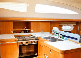 Rent a sailboat in Kavala - Marina Perigialiou - Elan 434 Impression