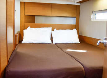 Alquilar velero en Kavala - Marina Perigialiou - Sun Odyssey 410