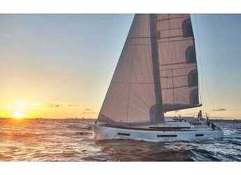 Alquilar velero en Kavala - Marina Perigialiou - Sun Odyssey 410