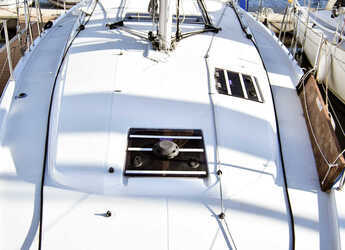 Alquilar velero en Kavala - Marina Perigialiou - Sun Odyssey 410