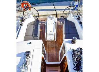 Alquilar velero en Kavala - Marina Perigialiou - Sun Odyssey 410