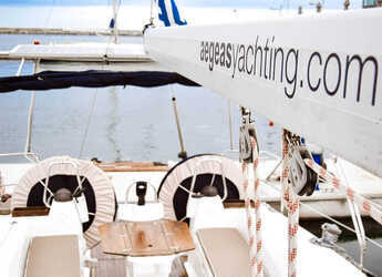 Rent a sailboat in Kavala - Marina Perigialiou - Bavaria 40