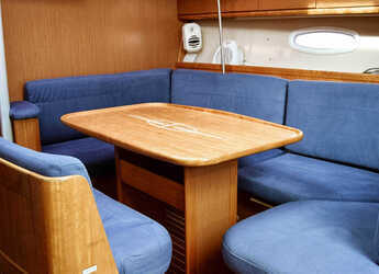 Rent a sailboat in Kavala - Marina Perigialiou - Bavaria 40