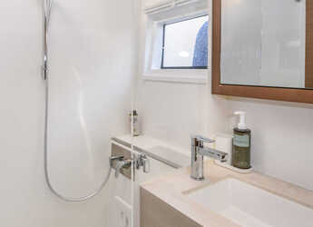 Alquilar catamarán en Paros Marina - Lagoon 46 