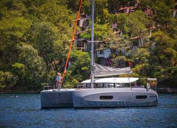 Alquilar catamarán en Ece Marina - Excess 11