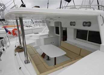 Chartern Sie katamaran in Molosiglio - Darsena Acton - Lagoon 450 Fly