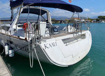 Rent a sailboat in Marina Cala de Medici - Oceanis 45