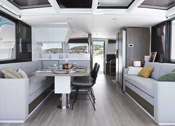 Rent a catamaran in Port Purcell, Joma Marina - Bali 4.4 - 4 + 1 cab.