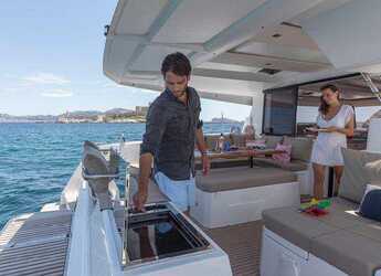 Rent a catamaran in Port Purcell, Joma Marina - Fountaine Pajot Astrea 42 - 4 + 1 cab.