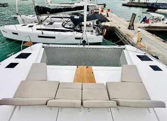 Rent a catamaran in Port Purcell, Joma Marina - Fountaine Pajot Aura 51 - 5 + 1 cab.