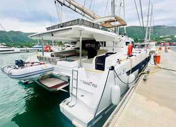 Rent a catamaran in Port Purcell, Joma Marina - Fountaine Pajot Aura 51 - 5 + 1 cab.