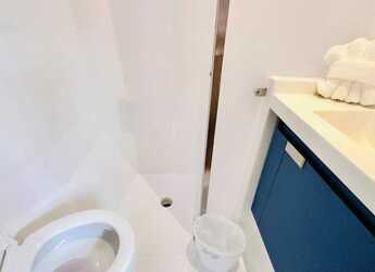 Rent a catamaran in Port Purcell, Joma Marina - Fountaine Pajot Aura 51 - 5 + 1 cab.