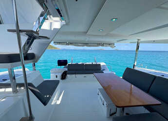 Rent a catamaran in Port Purcell, Joma Marina - Fountaine Pajot Isla 40 - 4 + 1 cab.