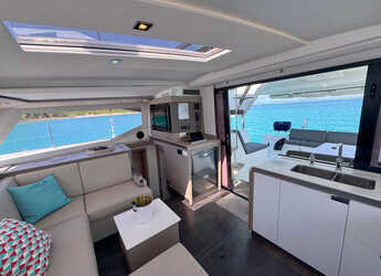 Rent a catamaran in Port Purcell, Joma Marina - Fountaine Pajot Isla 40 - 4 + 1 cab.