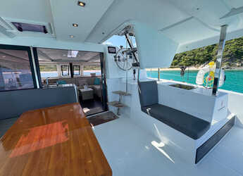 Rent a catamaran in Port Purcell, Joma Marina - Fountaine Pajot Isla 40 - 4 + 1 cab.
