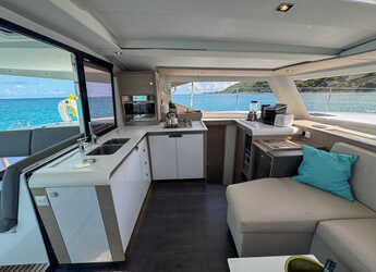 Rent a catamaran in Port Purcell, Joma Marina - Fountaine Pajot Isla 40 - 4 + 1 cab.