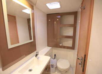 Rent a catamaran in Port Purcell, Joma Marina - Fountaine Pajot Lucia 40 - 3 cab.