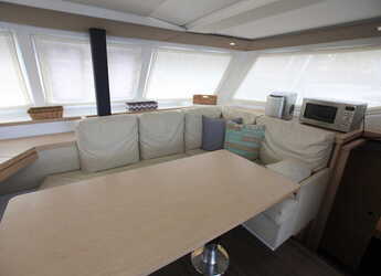 Rent a catamaran in Port Purcell, Joma Marina - Fountaine Pajot Lucia 40 - 3 cab.