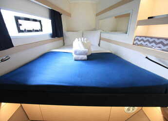Rent a catamaran in Port Purcell, Joma Marina - Fountaine Pajot Lucia 40 - 3 cab.