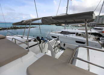 Rent a catamaran in Port Purcell, Joma Marina - Fountaine Pajot Saona 47 - 5 cab.