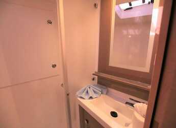 Rent a catamaran in Port Purcell, Joma Marina - Fountaine Pajot Saona 47 - 5 cab.