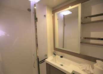 Rent a catamaran in Port Purcell, Joma Marina - Fountaine Pajot Saona 47 Quintet - 5 + 1 cab.