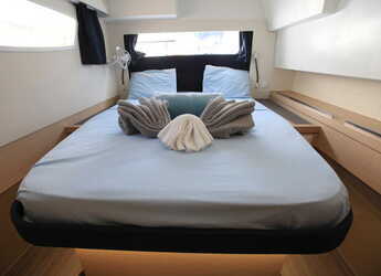 Rent a catamaran in Port Purcell, Joma Marina - Fountaine Pajot Saona 47 Quintet - 5 + 1 cab.