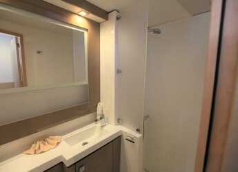 Rent a catamaran in Port Purcell, Joma Marina - Helia 44 - 3 cab.