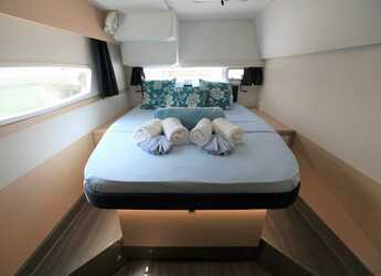 Rent a catamaran in Port Purcell, Joma Marina - Helia 44 - 3 cab.