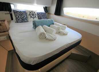 Rent a catamaran in Port Purcell, Joma Marina - Helia 44 - 3 cab.