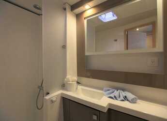 Rent a catamaran in Port Purcell, Joma Marina - Helia 44 - 5 cab.