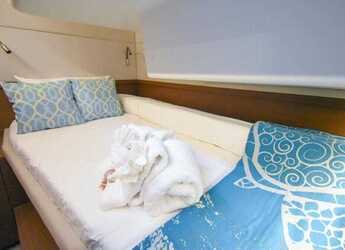 Rent a catamaran in Port Purcell, Joma Marina - Lagoon 50 OW - 4 + 1 cab.