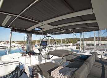 Rent a catamaran in Port Purcell, Joma Marina - Lagoon 52 F - 4 + 1 cab.