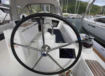 Chartern Sie segelboot in Port Purcell, Joma Marina - Oceanis 35.1 - 2 cab.