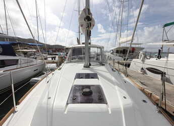 Chartern Sie segelboot in Port Purcell, Joma Marina - Oceanis 35.1 - 2 cab.