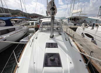 Chartern Sie segelboot in Port Purcell, Joma Marina - Oceanis 35.1 - 2 cab.