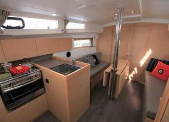 Chartern Sie segelboot in Port Purcell, Joma Marina - Oceanis 35.1 - 2 cab.