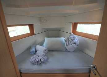 Chartern Sie segelboot in Port Purcell, Joma Marina - Oceanis 35.1 - 2 cab.