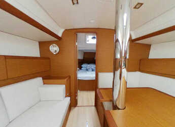 Chartern Sie segelboot in Port Purcell, Joma Marina - Sun Odyssey 389