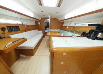 Chartern Sie segelboot in Port Purcell, Joma Marina - Sun Odyssey 389