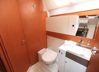 Rent a sailboat in Port Purcell, Joma Marina - Sun Odyssey 44 DS - 2 cab.