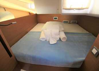 Chartern Sie segelboot in Port Purcell, Joma Marina - Sun Odyssey 440 - 2 cab.