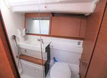 Chartern Sie segelboot in Port Purcell, Joma Marina - Sun Odyssey 440 - 2 cab.