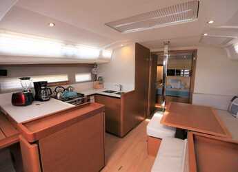 Chartern Sie segelboot in Port Purcell, Joma Marina - Sun Odyssey 440 - 2 cab.