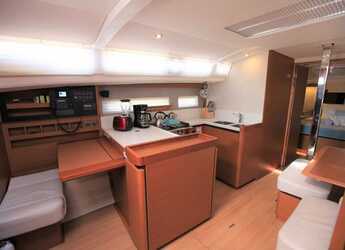 Chartern Sie segelboot in Port Purcell, Joma Marina - Sun Odyssey 440 - 2 cab.