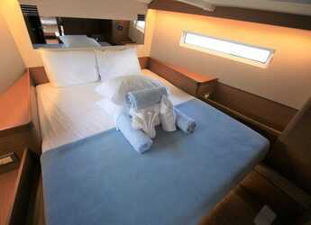 Chartern Sie segelboot in Port Purcell, Joma Marina - Sun Odyssey 440 - 2 cab.