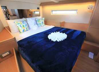 Rent a sailboat in Port Purcell, Joma Marina - Sun Odyssey 440 - 2 cab.