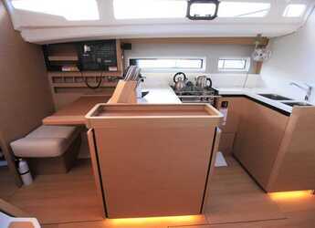 Rent a sailboat in Port Purcell, Joma Marina - Sun Odyssey 440 - 2 cab.