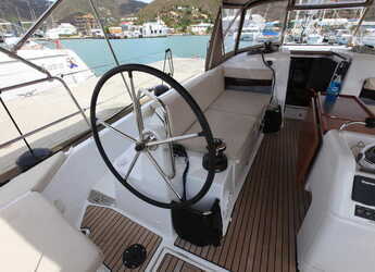 Rent a sailboat in Port Purcell, Joma Marina - Sun Odyssey 440 - 3 cab.