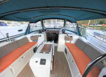 Rent a sailboat in Port Purcell, Joma Marina - Sun Odyssey 519 - 3 cab.